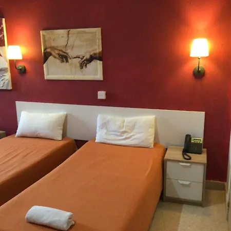 Konukevi Whitestar 2*
