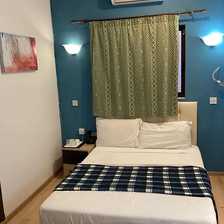 Whitestar Guest house