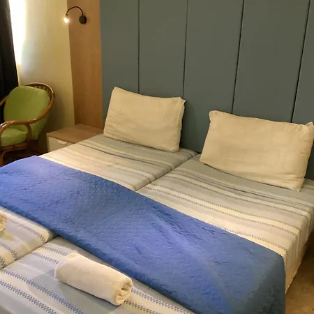 Guest house Whitestar