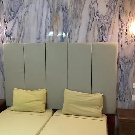 Whitestar Vendégház 3*