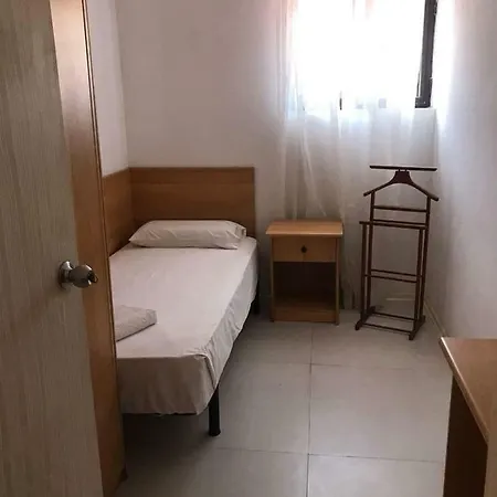 Whitestar בית הארחה