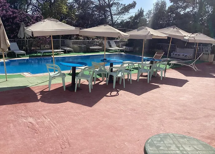 Whitestar Gæstehus 3*