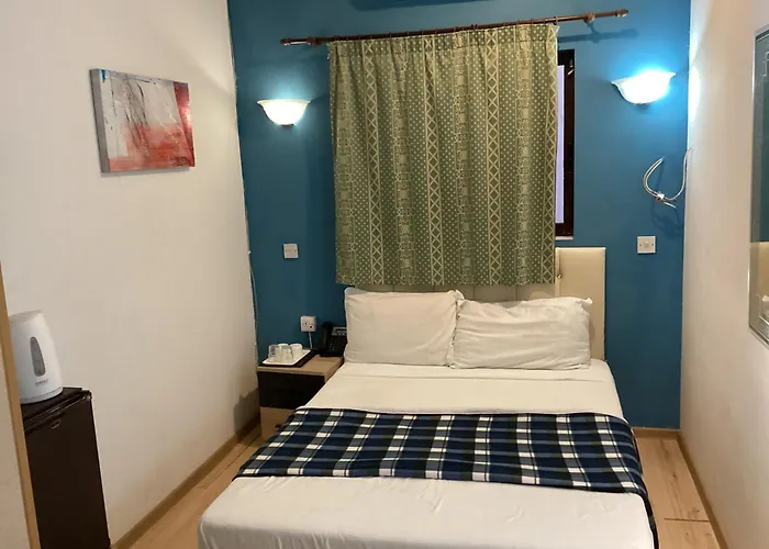 Whitestar Guest house