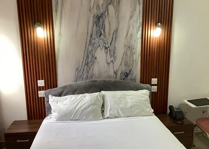 Whitestar Gæstehus 3*