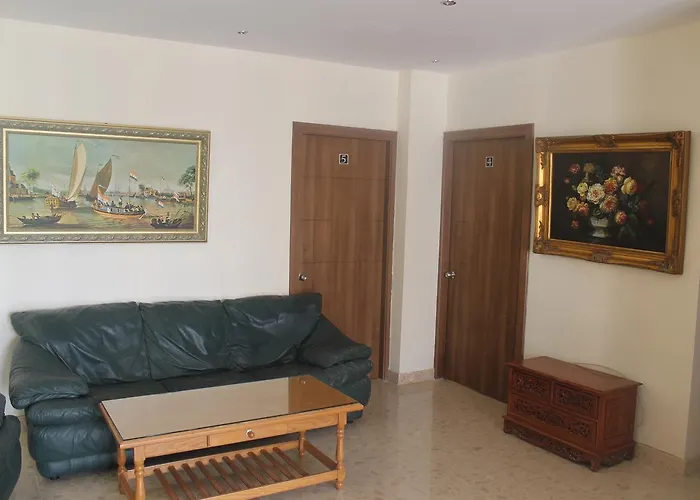 Casa de hóspedes Whitestar 3*