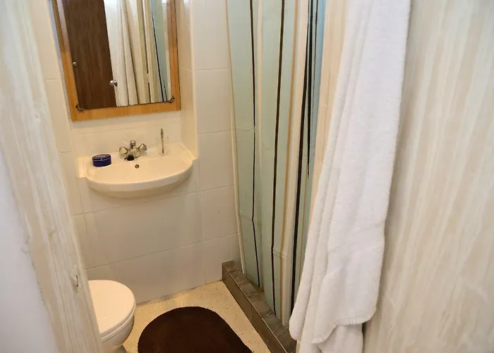 Casa de hóspedes Whitestar 3*